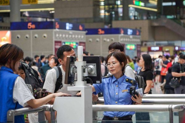 美通美股票配资 国铁集团郑州局2025年暑期运输7月1日启动 预计发送旅客3999.9万人